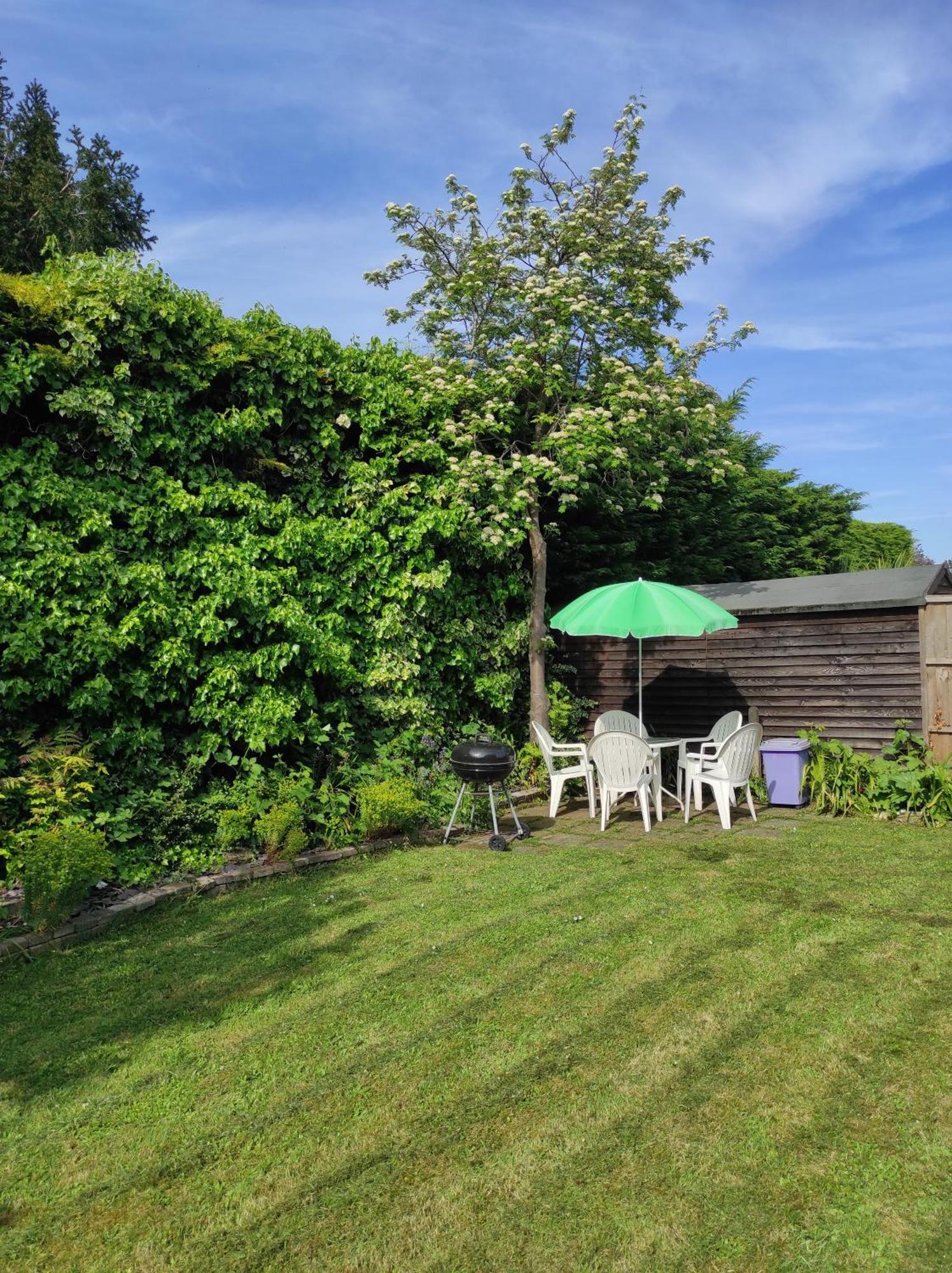Villa Number 8 With Free Parking Bury St. Edmunds Exterior foto